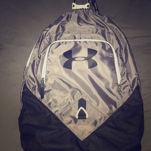 Under armour drawstring backpack, lightly used